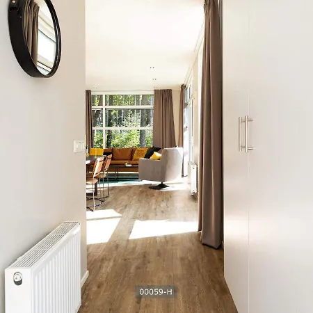 Chalet Luxurious With Dishwasher, In A Park, In The Middle Of De Veluwe *